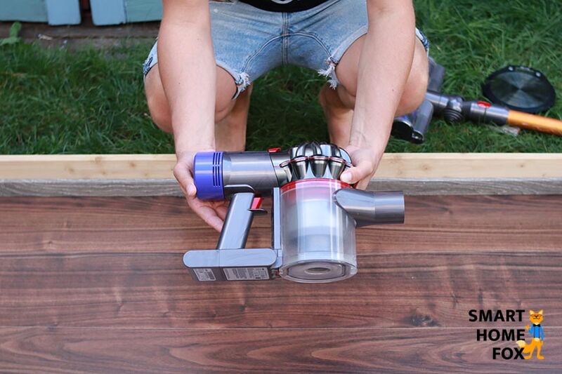 Comparing the motor unit (power unit) of the Dyson V8 Absolute